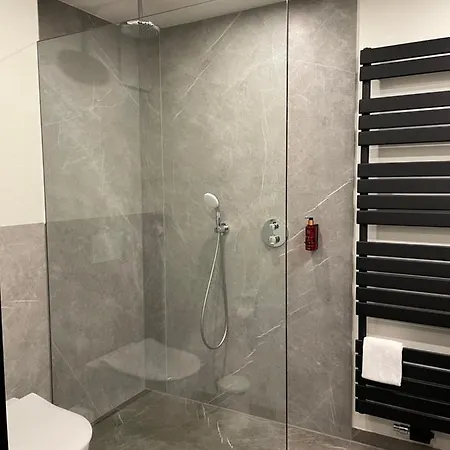 מלון Bruckmann 4*